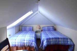 The Lodge self catering twin room